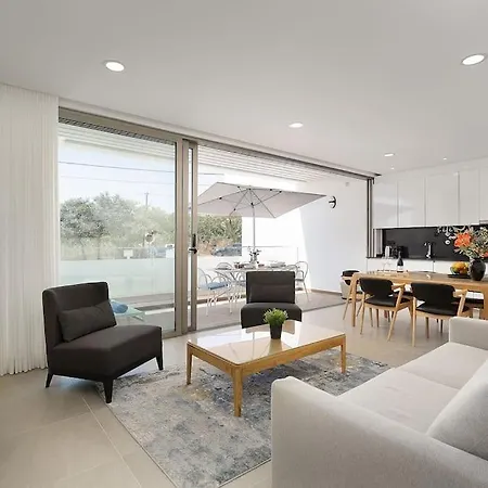 Dalia Modern Five Minutes To Luz