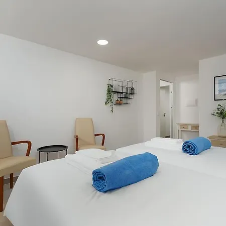 Dalia Modern Five Minutes To *