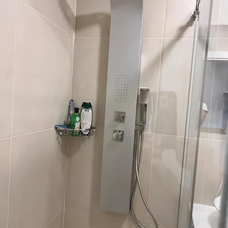 Dalia Modern Five Minutes To *